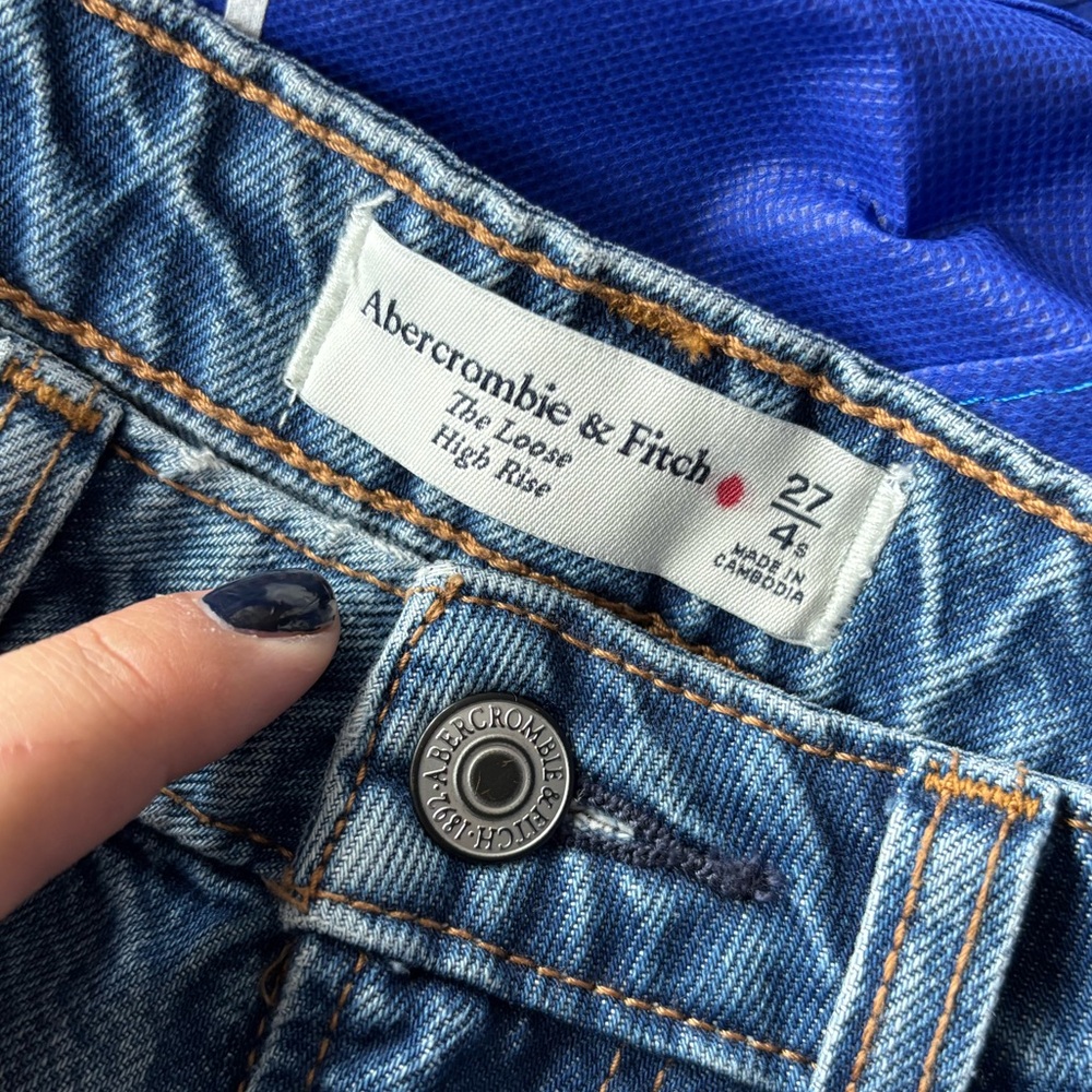 Abercrombie & Fitch The Loose High Rise Jean size 27 / size 4 - Picture 7 of 7